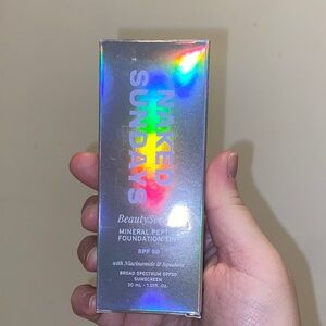 Naked Sundays Mineral Perfecting Foundation SPF50